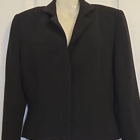 Tristan & Iseut Women's Cropped Blazer Blazer Size 2 - Picture 3 of 16